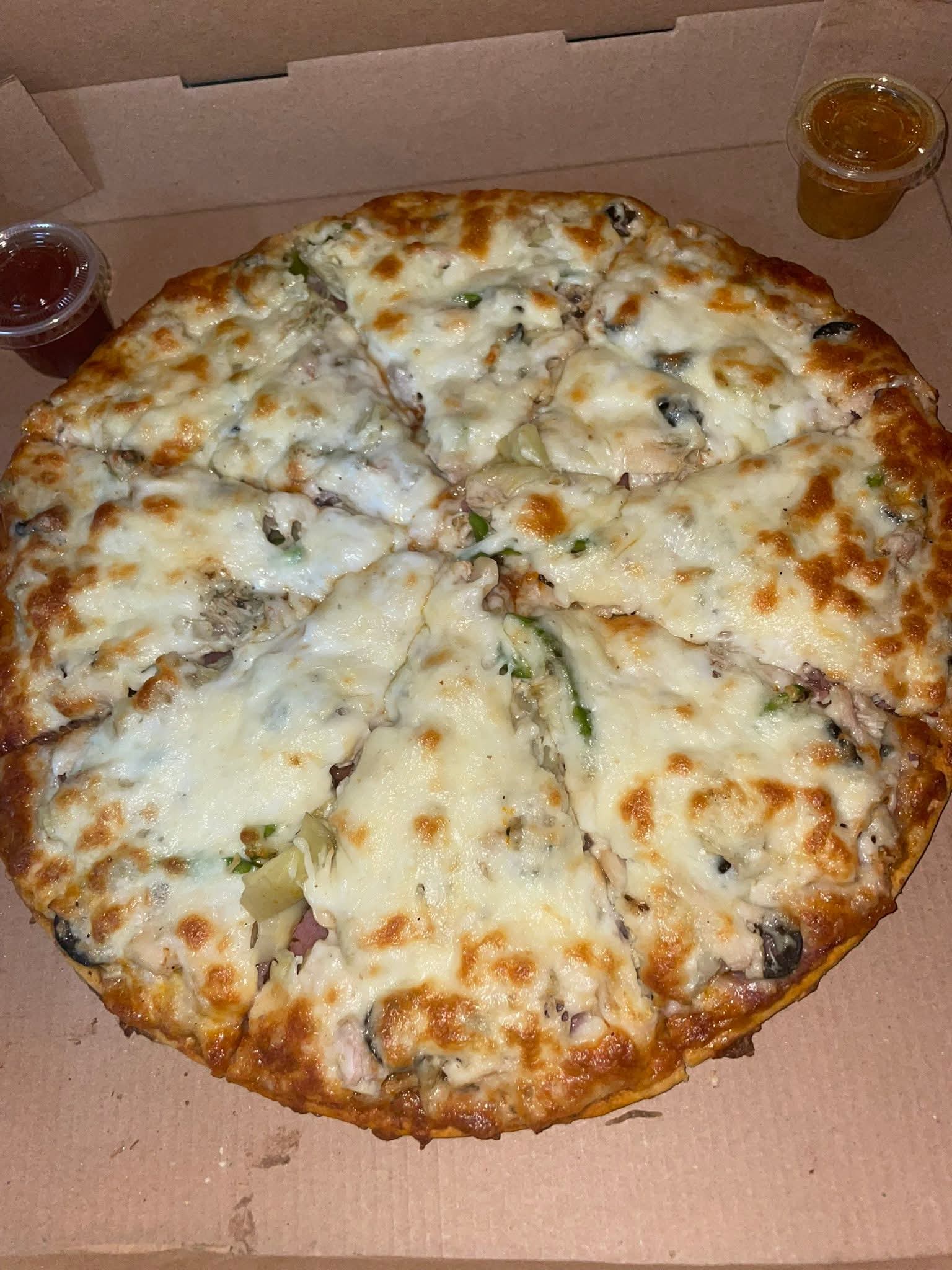 Pizza Généreuse Gourmet Livrée - Saveur Inoubliable à Domicile – Image 6