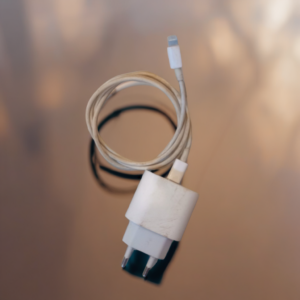 Chargeur Original Double Port iPhone 17 & USB-C – Recharge Rapide et Universelle