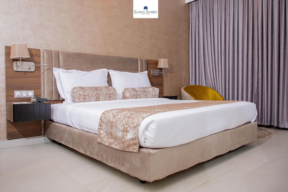 Chambre Standard Double – Hotel Sopatel Silmandé