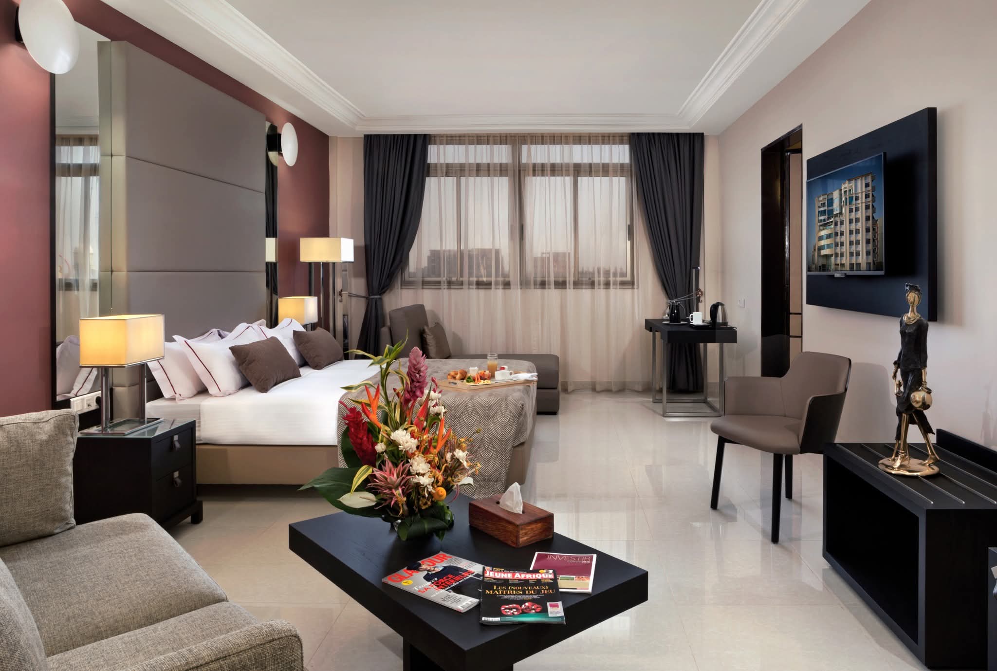 Chambre d'Affaires Bravia Hôtel Ouagadougou - Vue Piscine, Petit Déjeuner & Navette Aéroport Inclus – Image 3