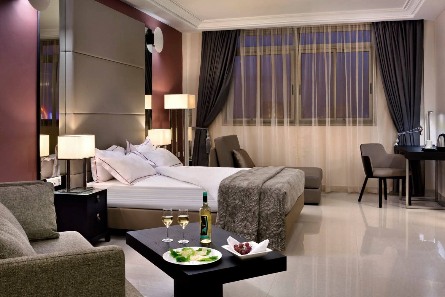 Chambre d'Affaires Bravia Hôtel Ouagadougou - Vue Piscine, Petit Déjeuner & Navette Aéroport Inclus – Image 2