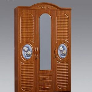 UN JOLI ARMOIRE